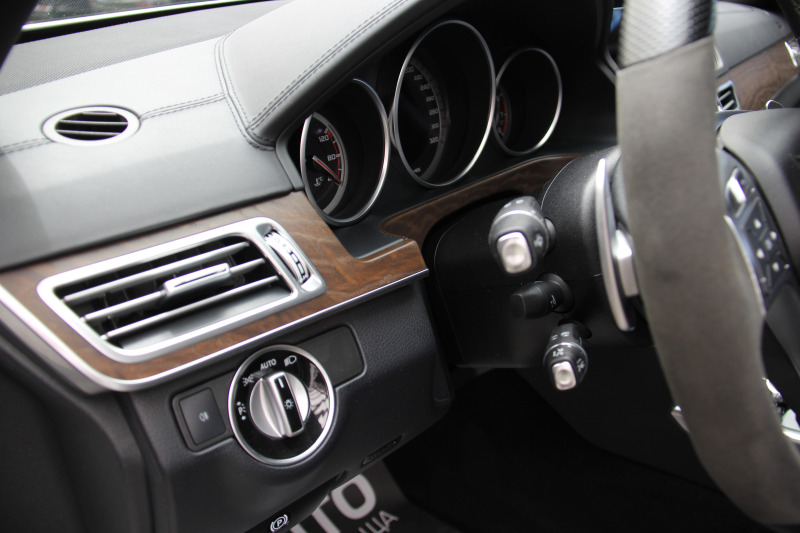 Mercedes-Benz E 63 AMG S/Carbon Ceramic/Bang&Olufsen/RSE, снимка 10 - Автомобили и джипове - 41002163
