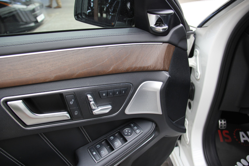 Mercedes-Benz E 63 AMG S/Carbon Ceramic/Bang&Olufsen/RSE, снимка 9 - Автомобили и джипове - 41002163