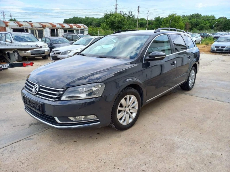 VW Passat 2.0tdi 140к.с* Navi* DSG* Highline* UNIKAT* , снимка 3 - Автомобили и джипове - 41222735