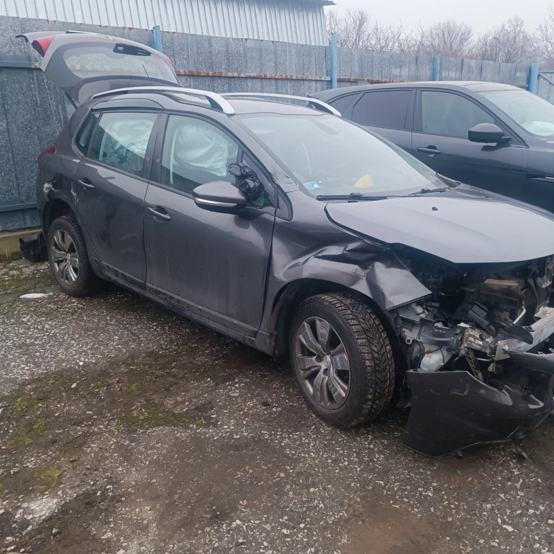 Peugeot 2008 1.2 automatic 2 броя