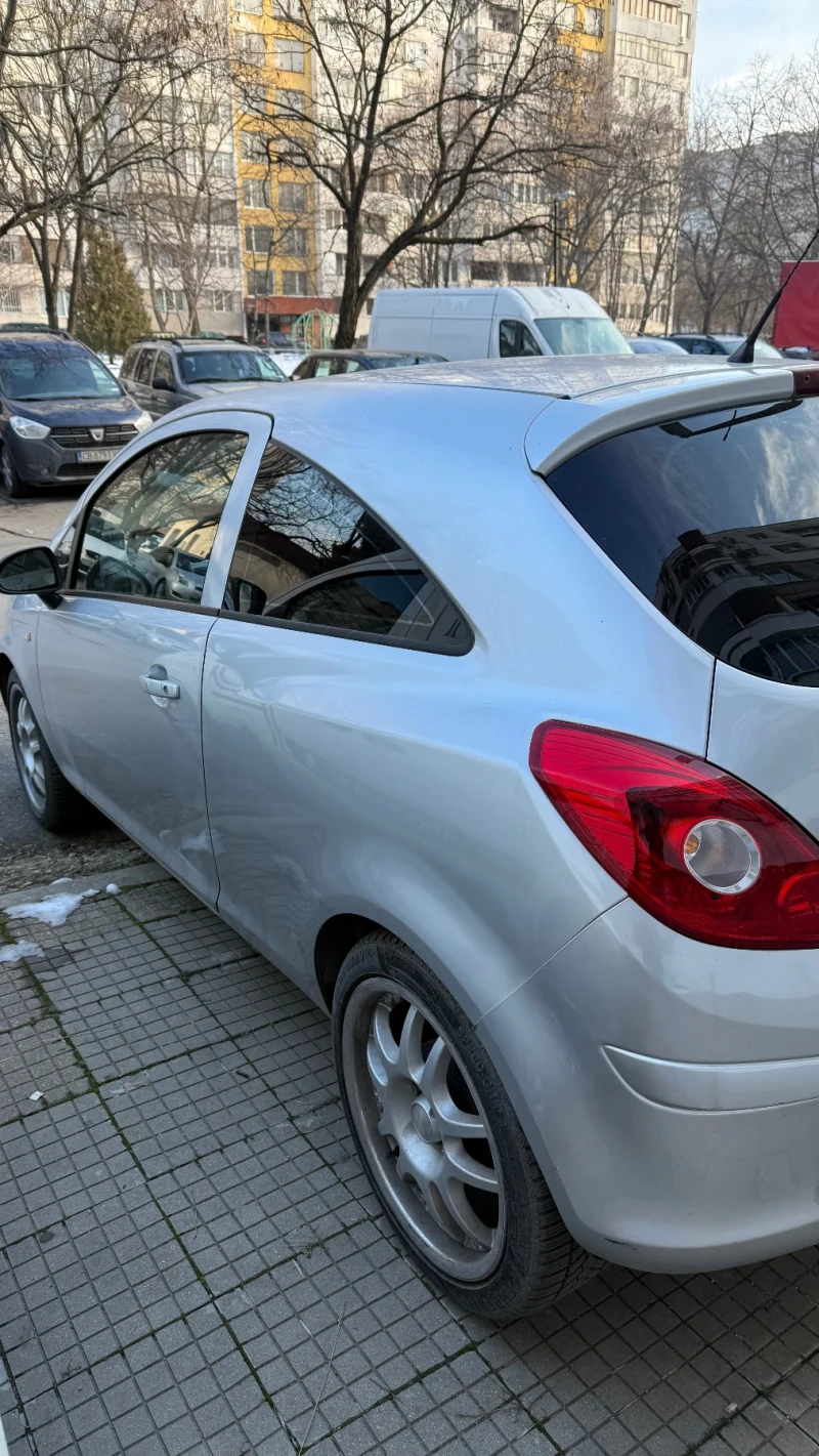 Opel Corsa Хечбек, снимка 5 - Автомобили и джипове - 49246991