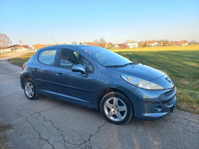 Peugeot 207 1.4, снимка 1 - Автомобили и джипове - 49297397