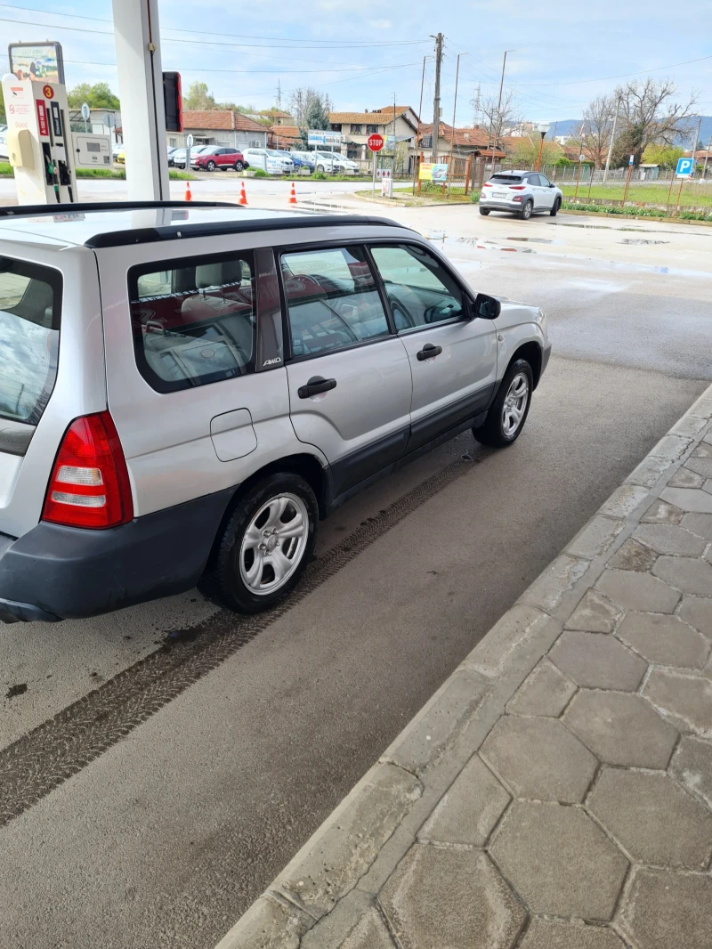 Subaru Forester 2.0куб.125к.с. 4х4 , снимка 3 - Автомобили и джипове - 49911294