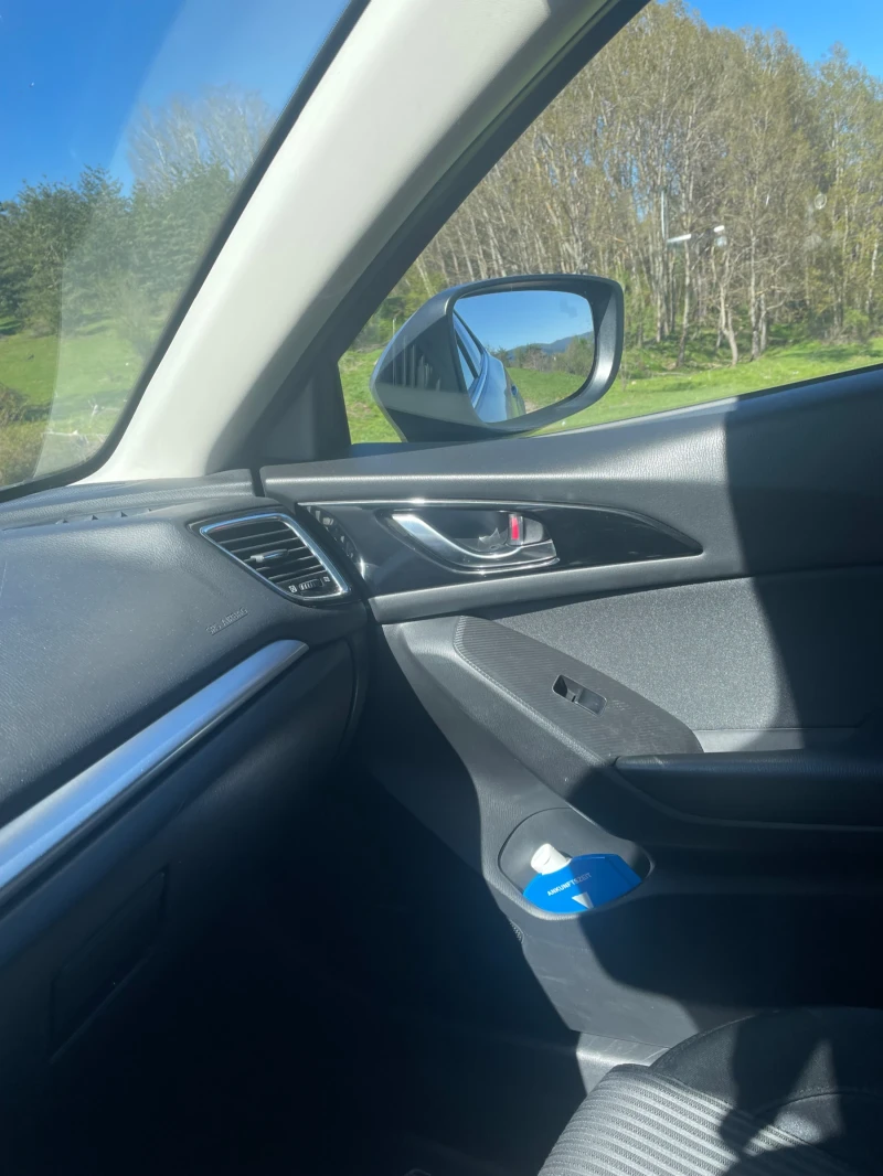 Mazda 3, снимка 14 - Автомобили и джипове - 50108042