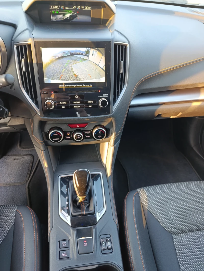 Subaru XV 1.6 sport Automatic AWD, снимка 15 - Автомобили и джипове - 50893667