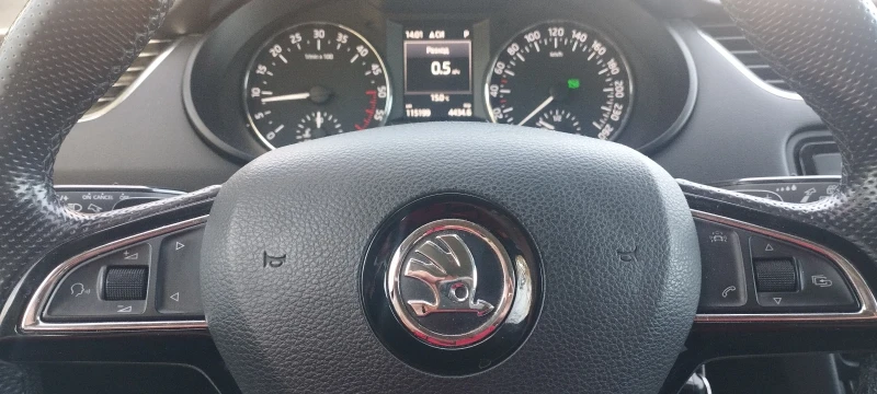 Skoda Octavia 2.0 TDI, снимка 16 - Автомобили и джипове - 51889153