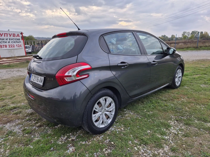Peugeot 208, снимка 4 - Автомобили и джипове - 52645930