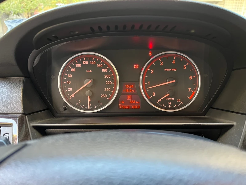 BMW 525, снимка 11 - Автомобили и джипове - 52445680