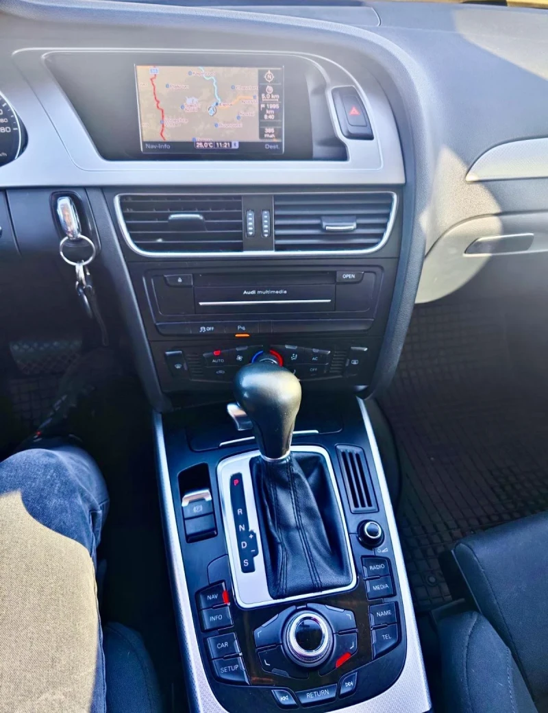 Audi A4, снимка 9 - Автомобили и джипове - 52575682