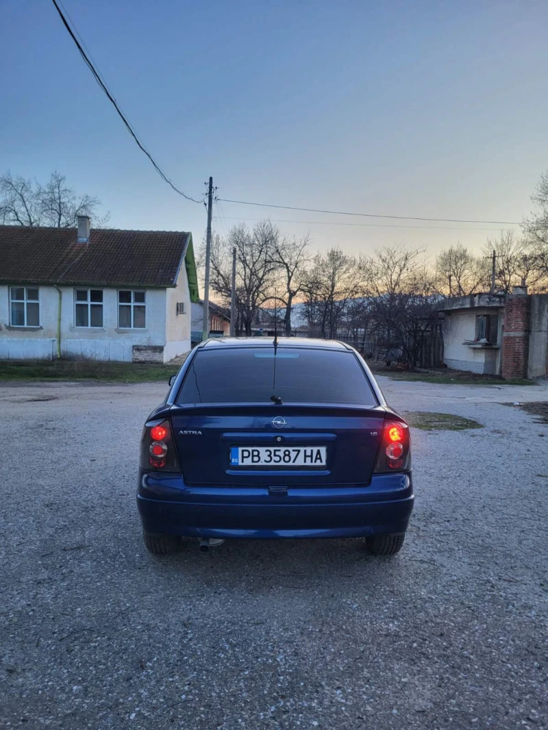 Opel Astra 1.6 101к.с., снимка 4 - Автомобили и джипове - 52834510