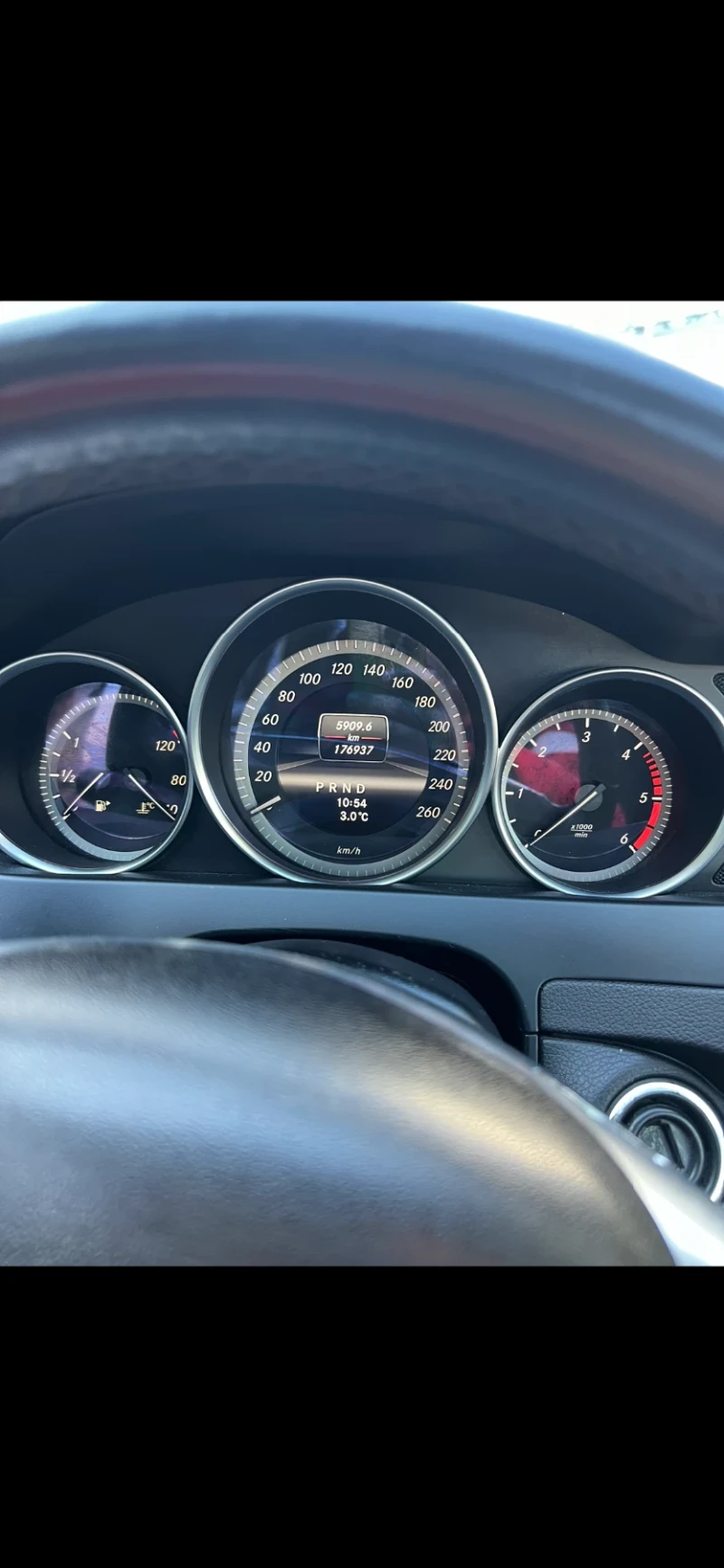 Mercedes-Benz C 220, снимка 10 - Автомобили и джипове - 53451491