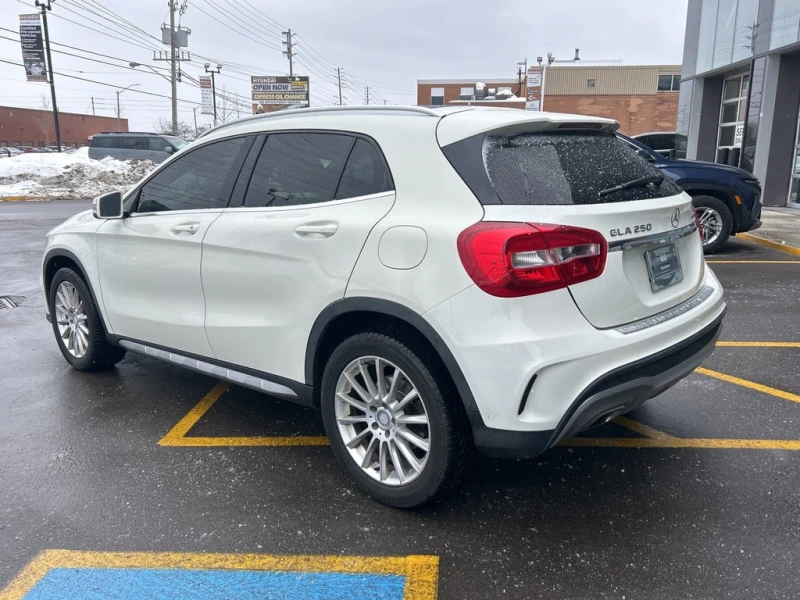 Mercedes-Benz A 250 * АВТО КРЕДИТ* ЦЕНА ДО БГ * СЕРВИЗНА ИСТОРИЯ * , снимка 5 - Автомобили и джипове - 53500610