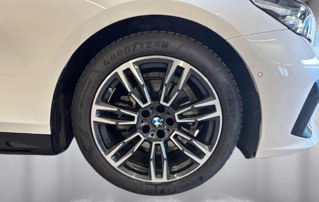 BMW 520 d xDrive = M-Sport = Shadow Line  | Mobile.bg   4