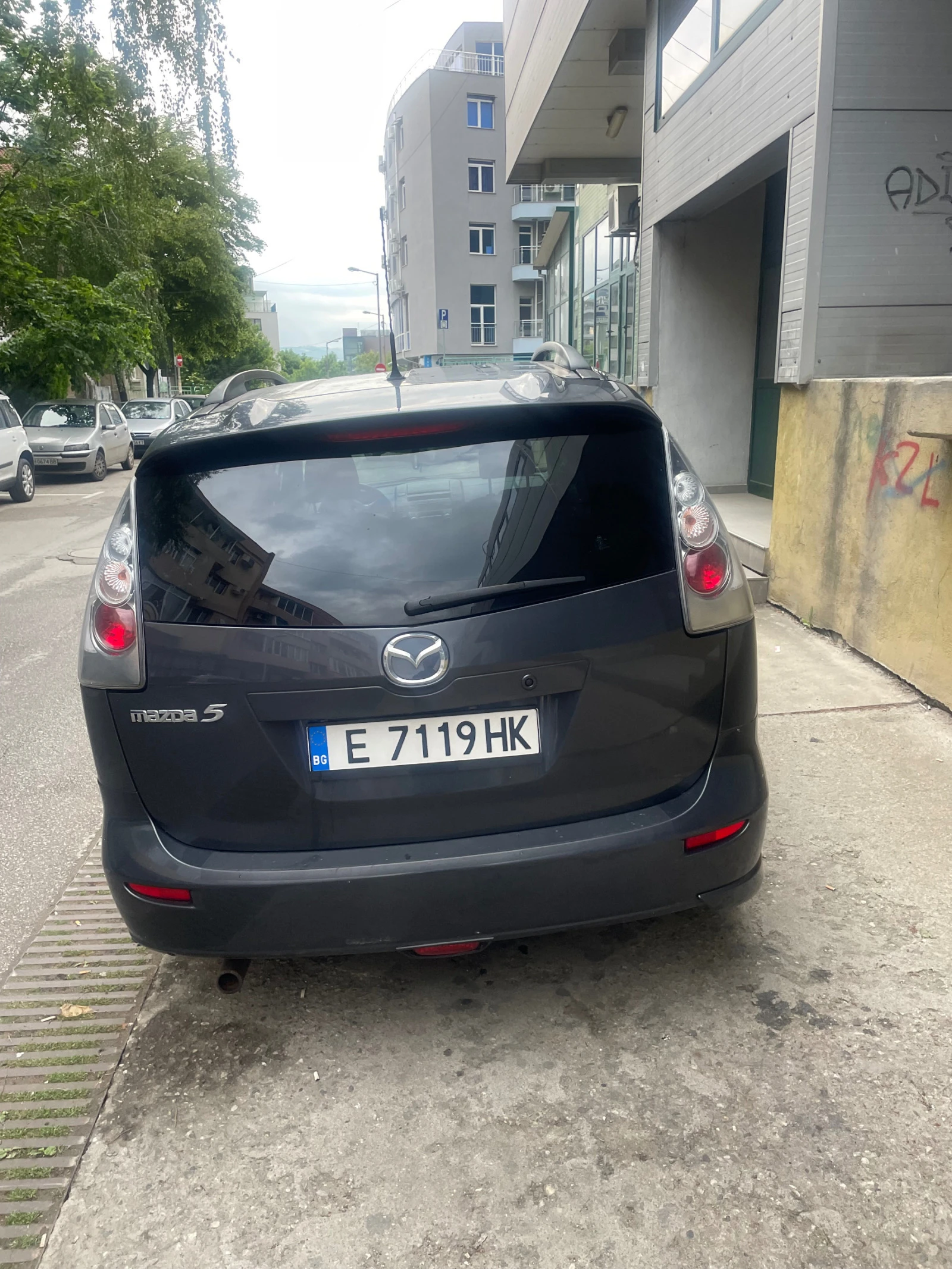 Mazda 5 2000 бензин - изображение 4