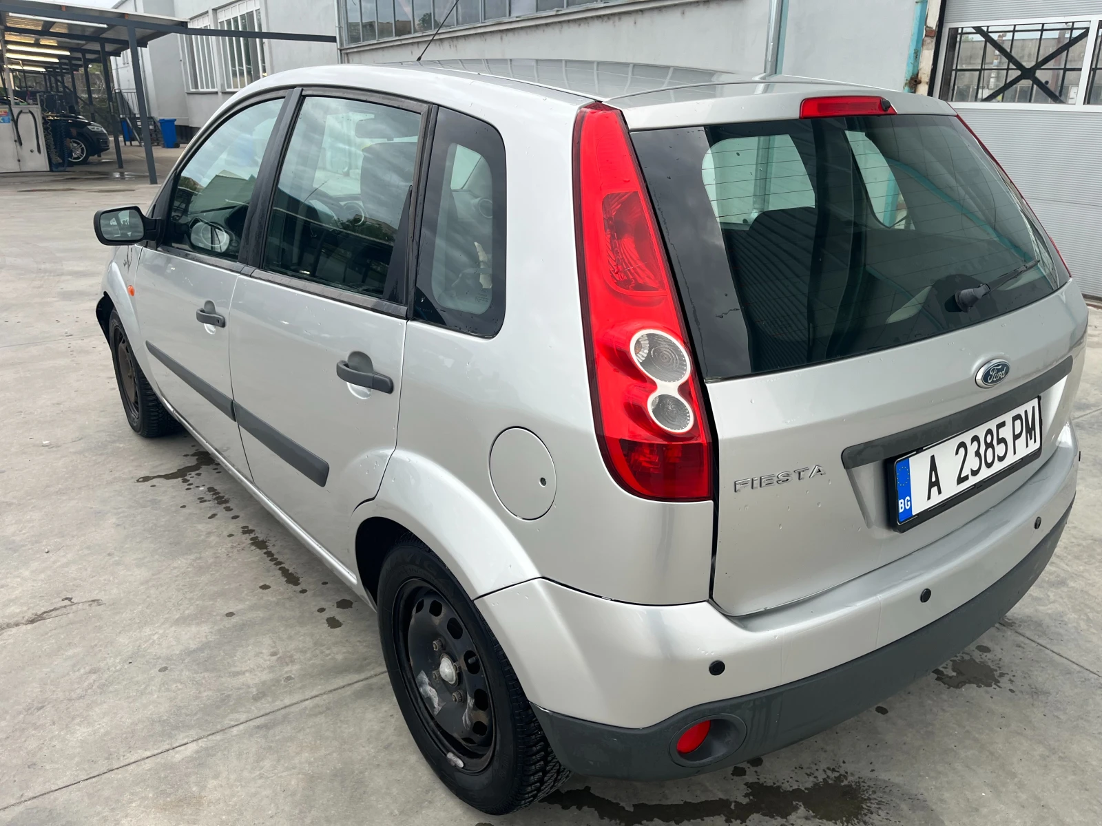 Ford Fiesta  - изображение 6