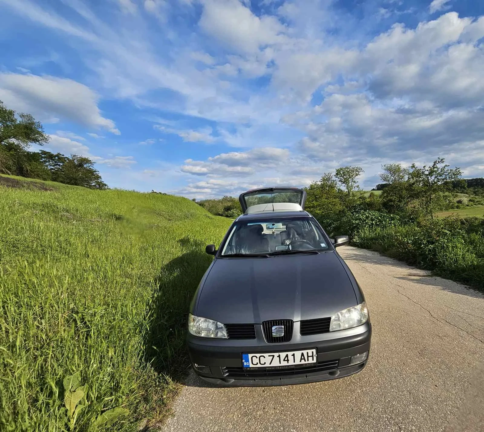 Seat Ibiza  - изображение 10