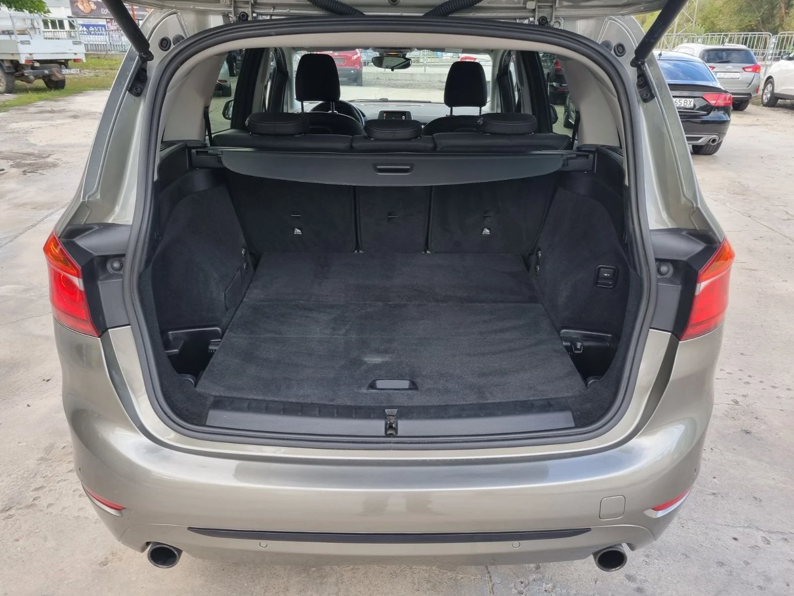 BMW 2 Gran Tourer 220i ШВЕЙЦАРИЯ - изображение 6