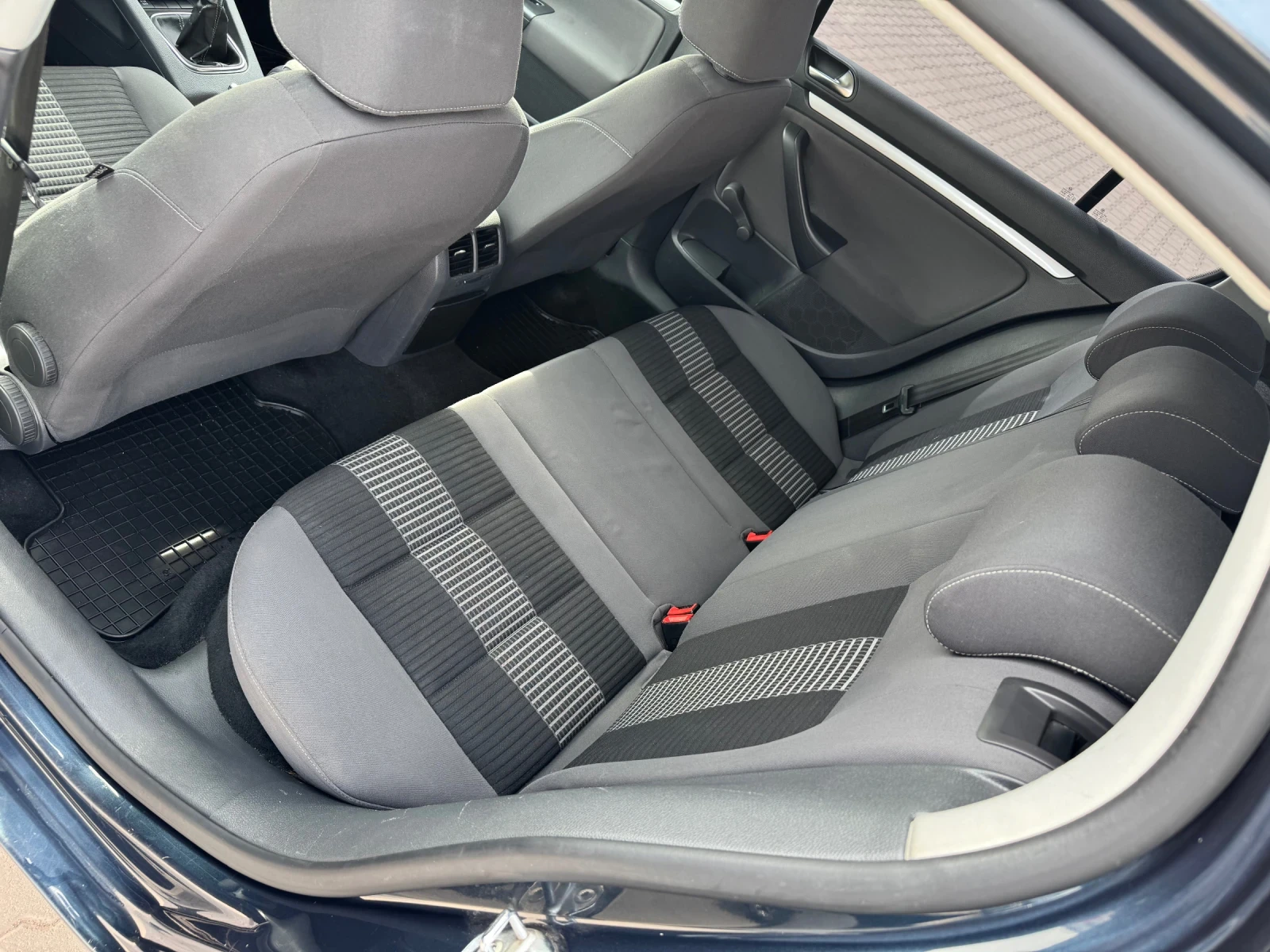 VW Golf 5 - изображение 5