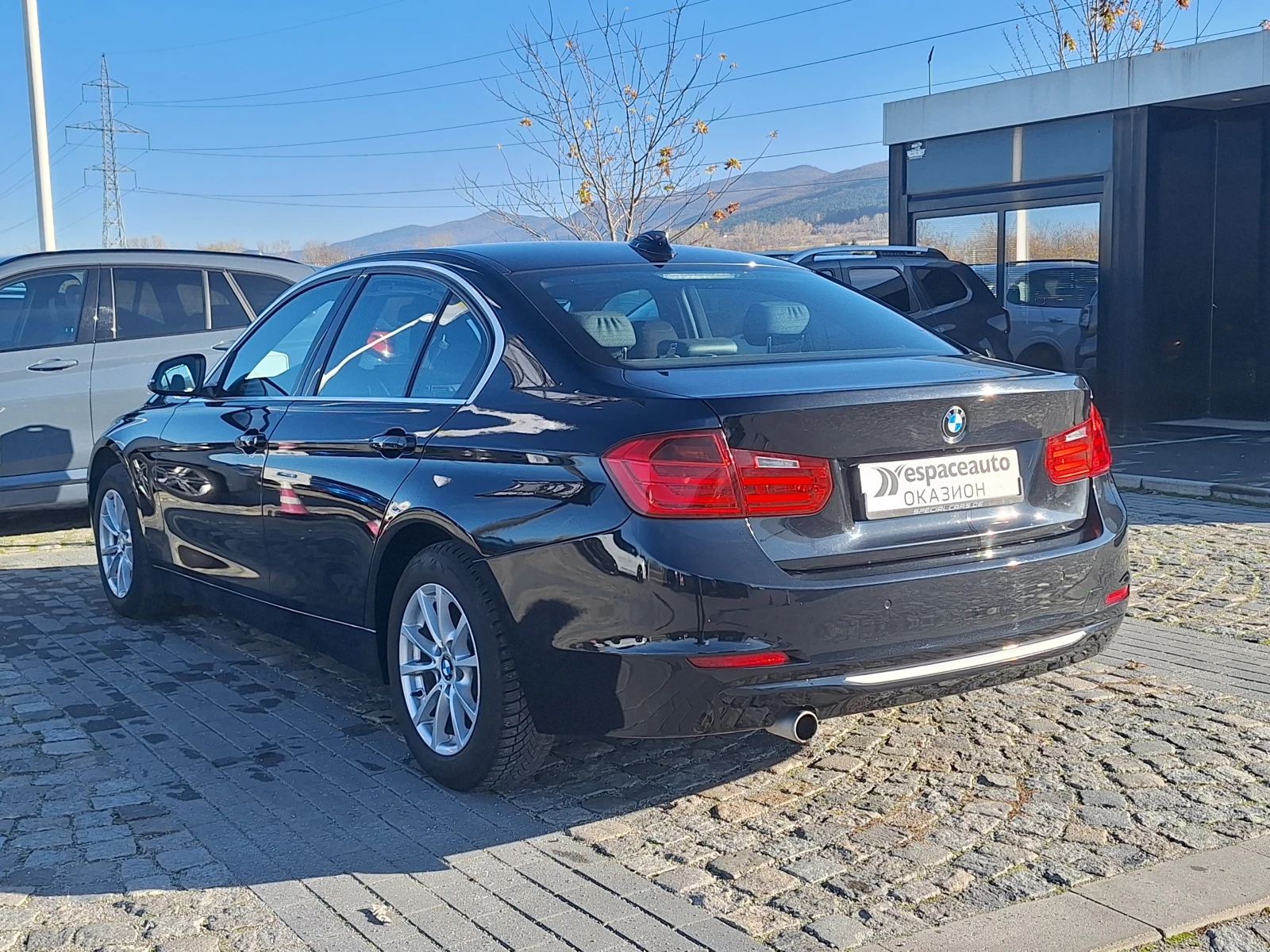 BMW 320 2.0d 183к.с. X-DRIVE - изображение 6
