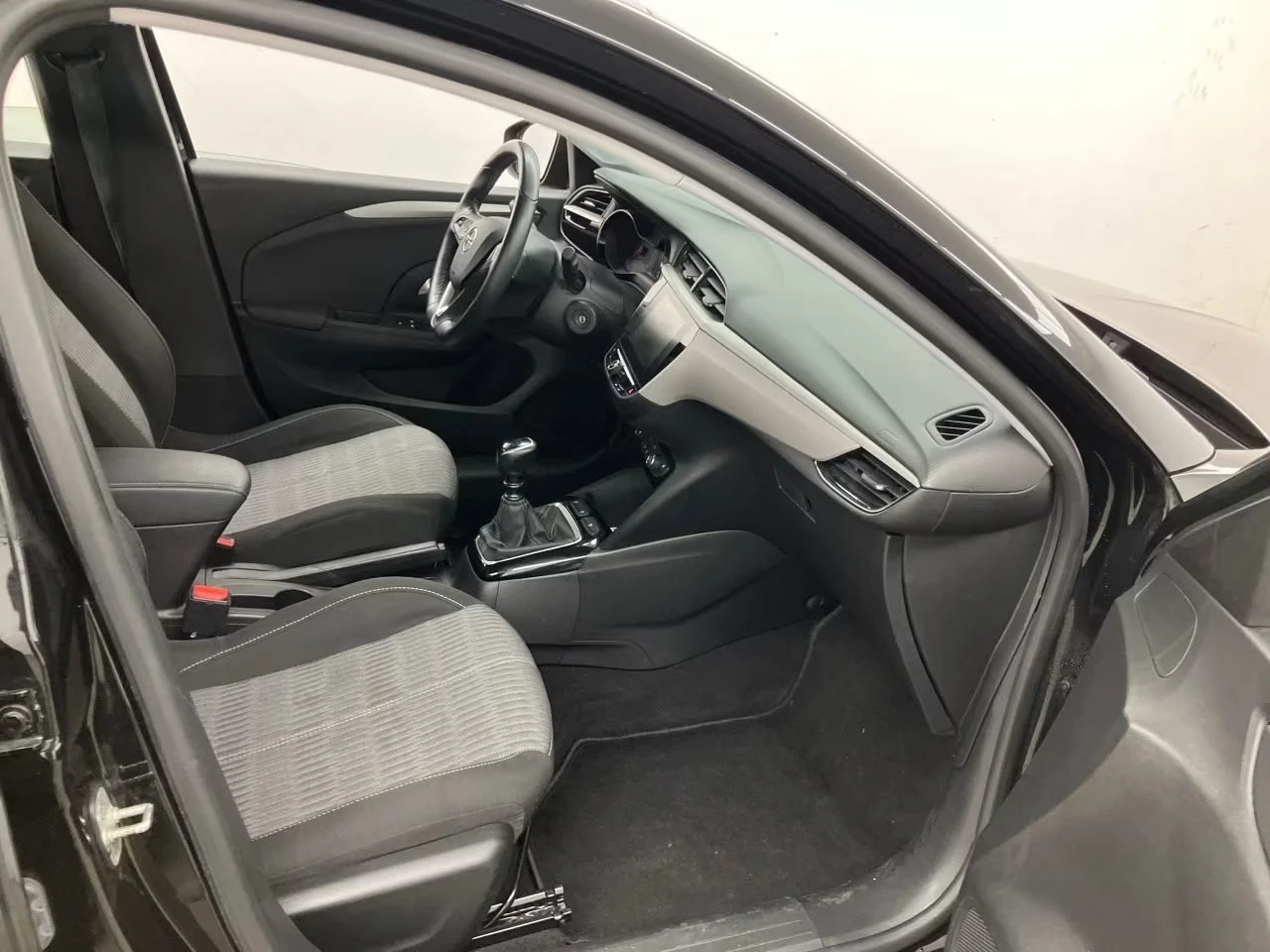 Opel Corsa F-EDITION1.5/102HP/NAVI/CAM/L.ASSIST/632g - изображение 4