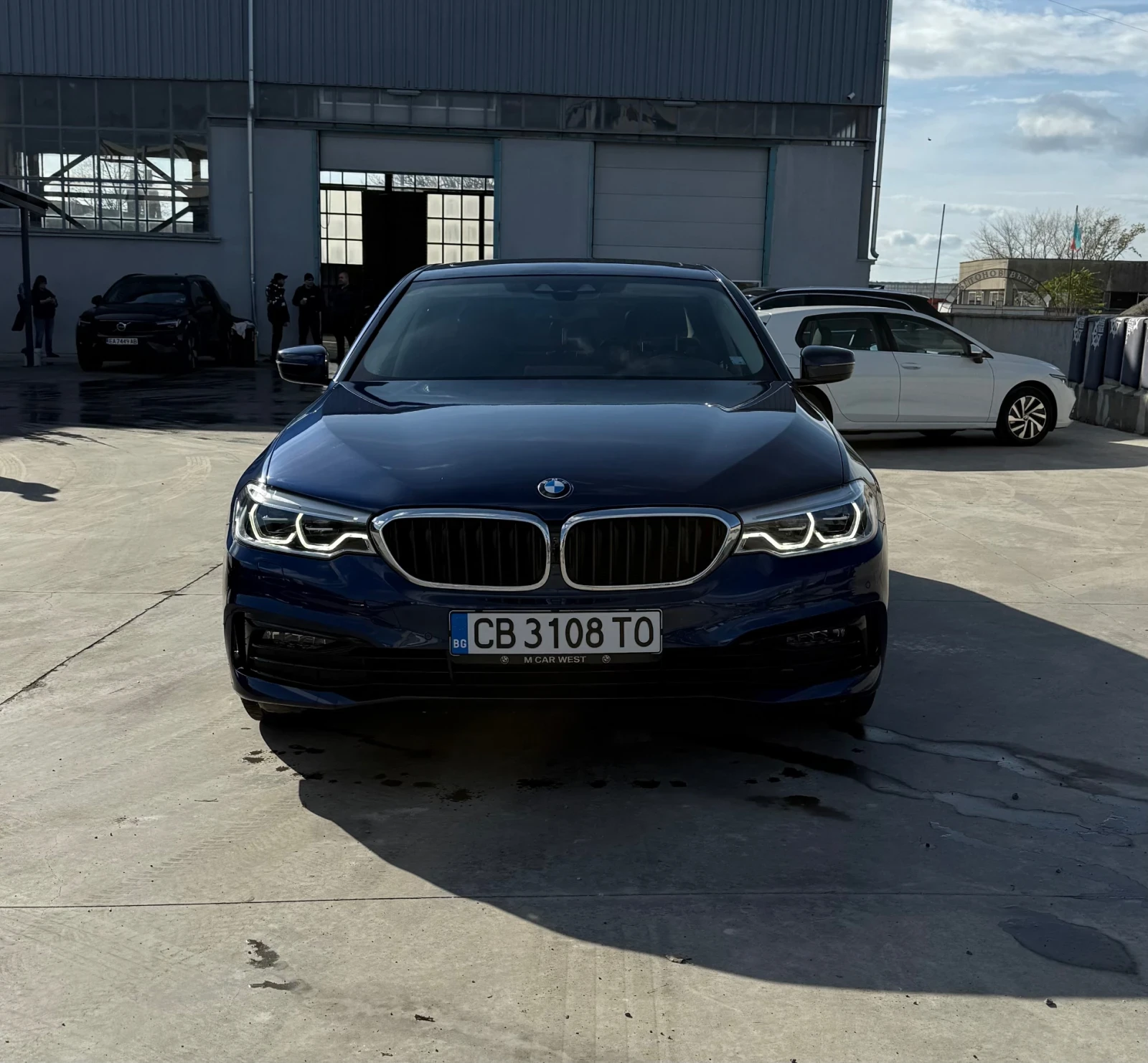 BMW 520 xDrive M-Paket   2019   190HP   Twin-Turbo   4x4 | Mobile.bg   2