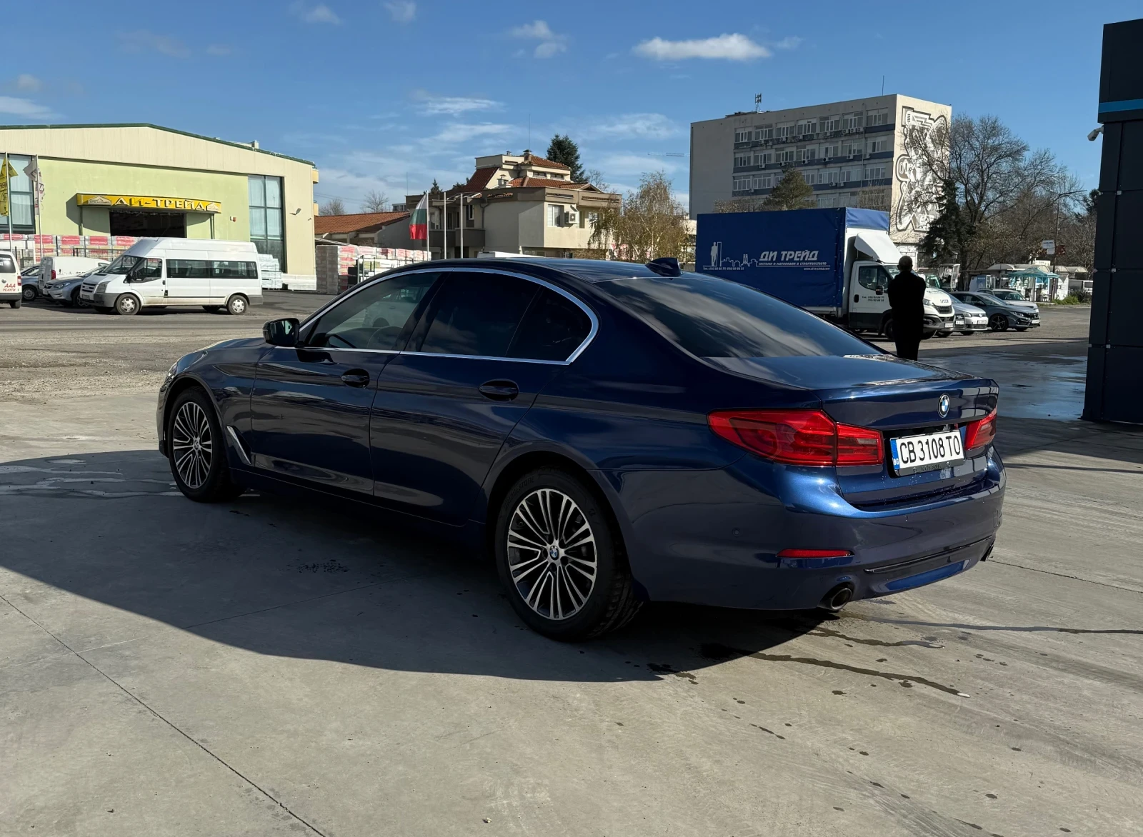 BMW 520 xDrive M-Paket   2019   190HP   Twin-Turbo   4x4 | Mobile.bg   4