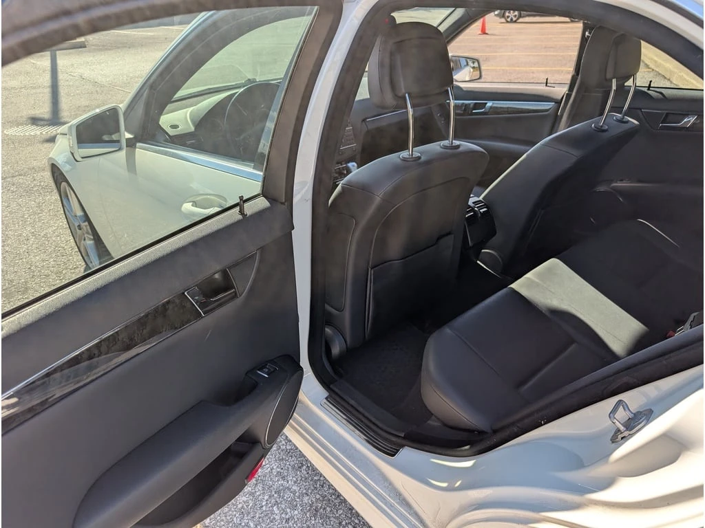 Mercedes-Benz C 300 * C300 4MATIC Sedan Navi Back up Camera Harmon Kar | Mobile.bg � ����������� 15