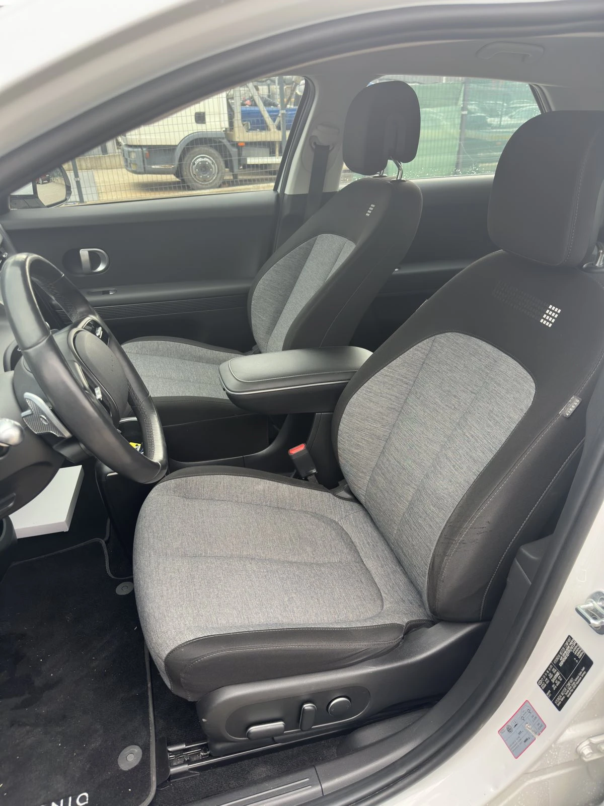 Hyundai Ioniq 5 77.4KWh/228К.С/ГАРАНЦИЯ/2023, снимка 8 - Автомобили и джипове - 53768658