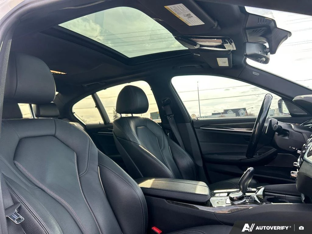 BMW 540 i xDrive | 360 kam | Sunroof | ФИКСИРАНА ЦЕНА, снимка 14 - Автомобили и джипове - 53785248