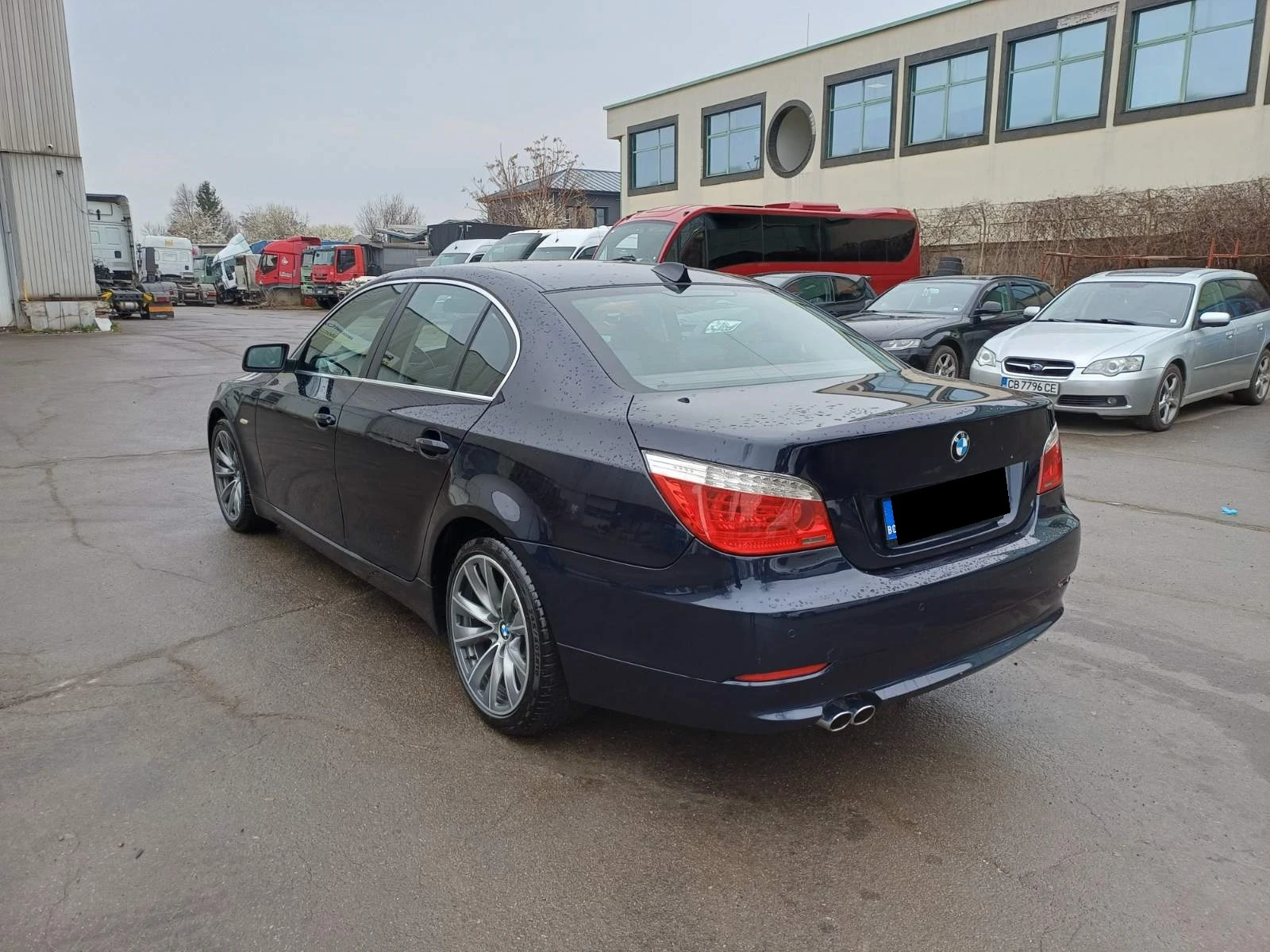BMW 530 i Facelift, снимка 3 - Автомобили и джипове - 54067321