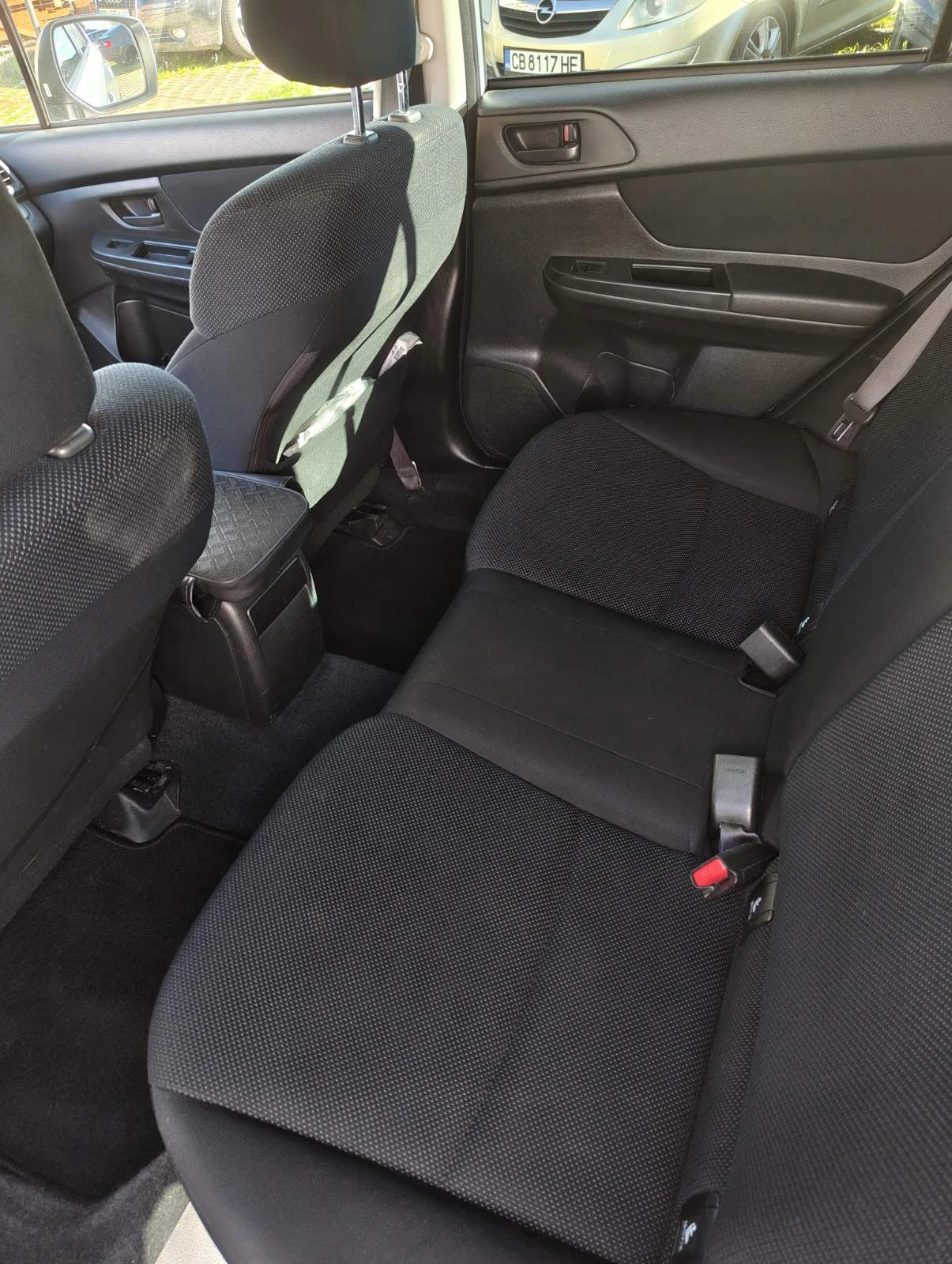 Subaru XV 1, 6, снимка 9 - Автомобили и джипове - 54246607