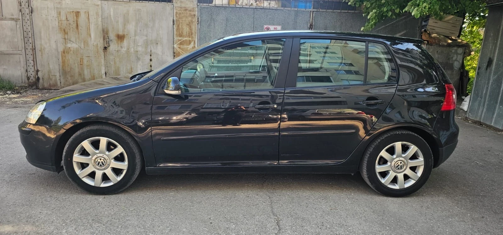 VW Golf 1.9, снимка 3 - Автомобили и джипове - 54445217