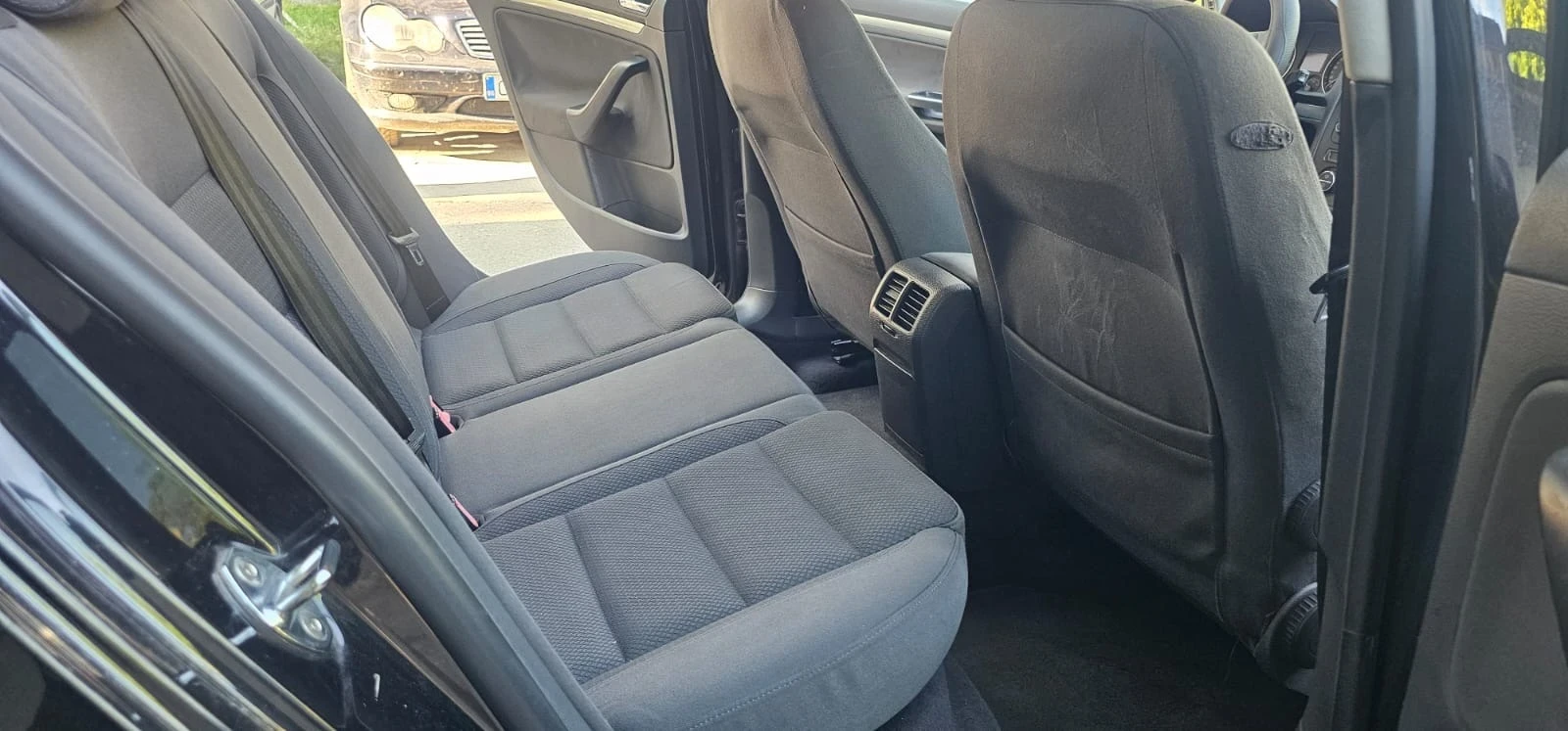 VW Golf 1.9, снимка 11 - Автомобили и джипове - 54445217