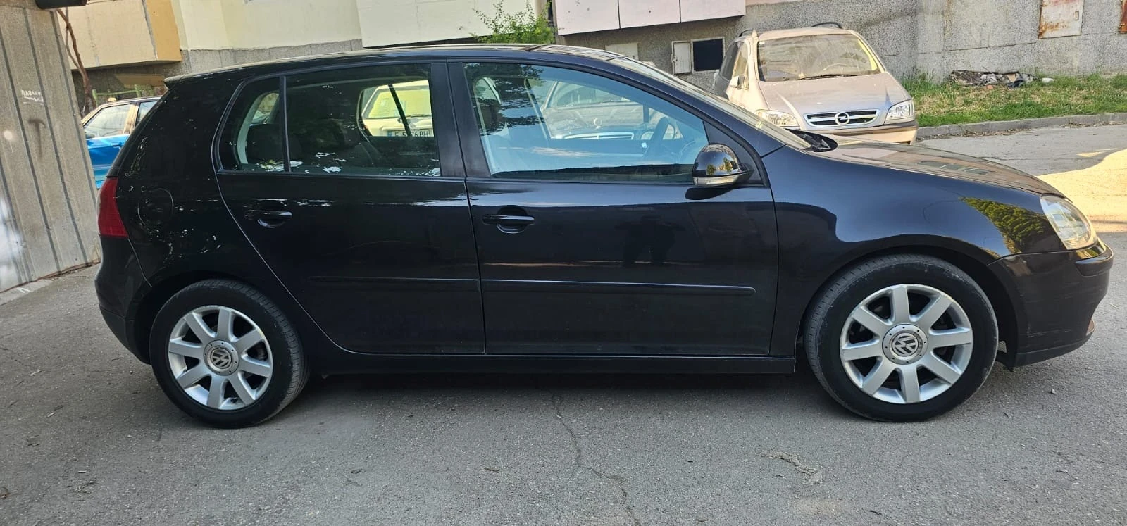 VW Golf 1.9, снимка 6 - Автомобили и джипове - 54445217