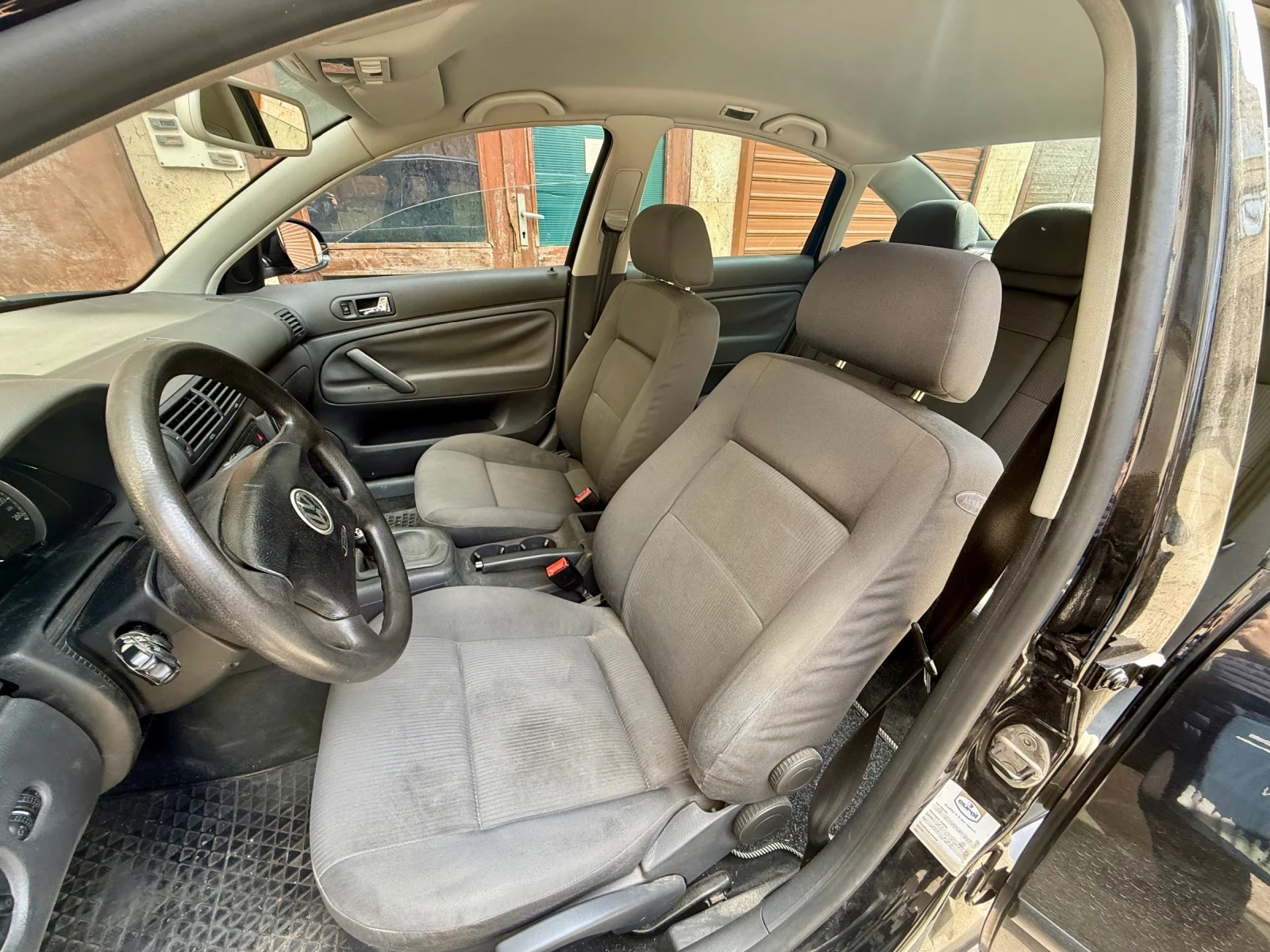 VW Passat 1, 9 TDI, снимка 6 - Автомобили и джипове - 54454500