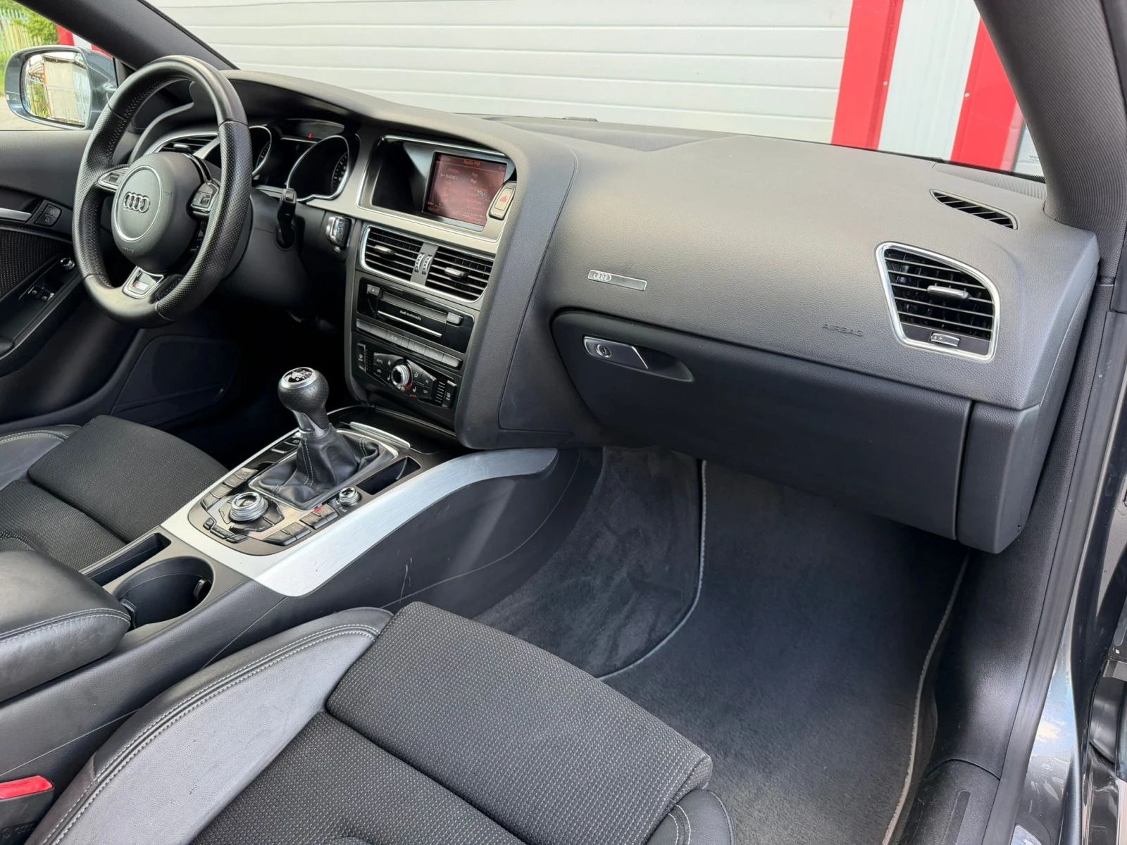 Audi A5 1.8TFSI S-LINE FACE LIFT PANORAMA NAVI 6-SPEED, снимка 15 - Автомобили и джипове - 54703636