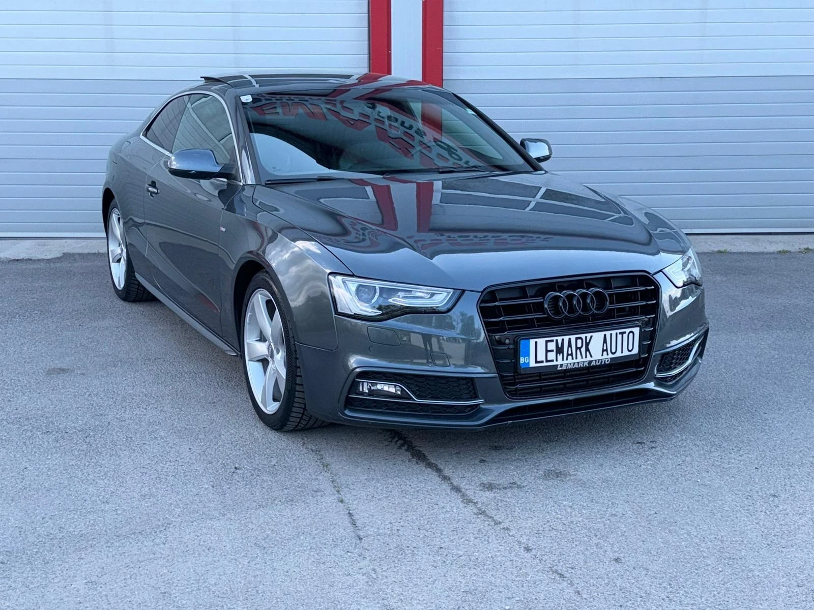 Audi A5 1.8TFSI S-LINE FACE LIFT PANORAMA NAVI 6-SPEED, снимка 5 - Автомобили и джипове - 54703636