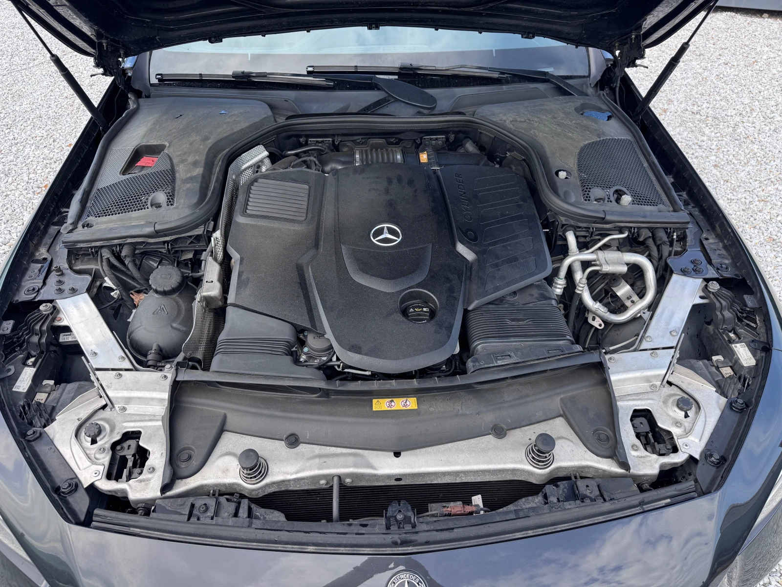 Mercedes-Benz CLS 350 AMG* 130KM* 4MATIC* 360CAM* AIR* TOP, снимка 9 - Автомобили и джипове - 54767172