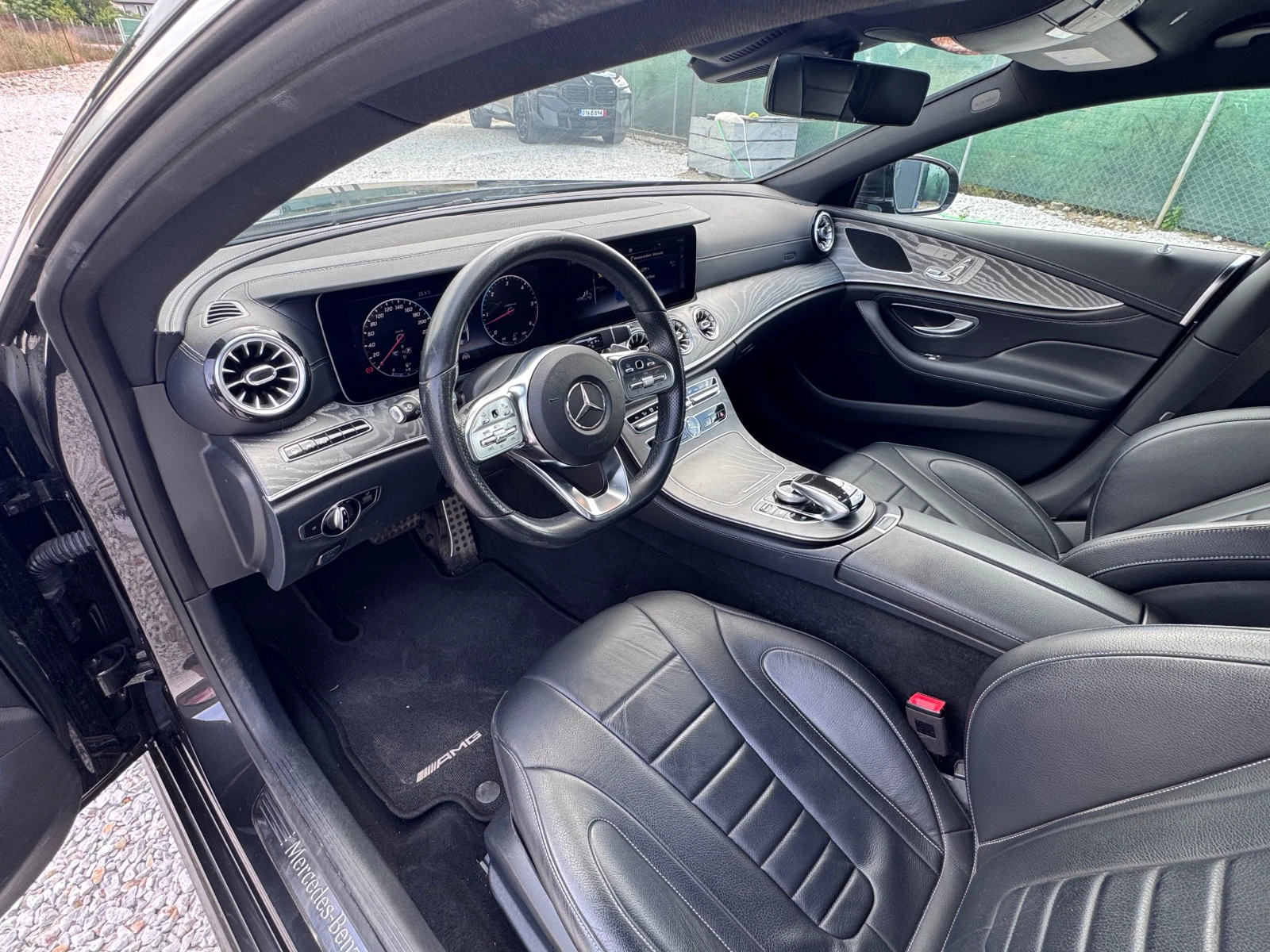 Mercedes-Benz CLS 350 AMG* 130KM* 4MATIC* 360CAM* AIR* TOP, снимка 11 - Автомобили и джипове - 54767172