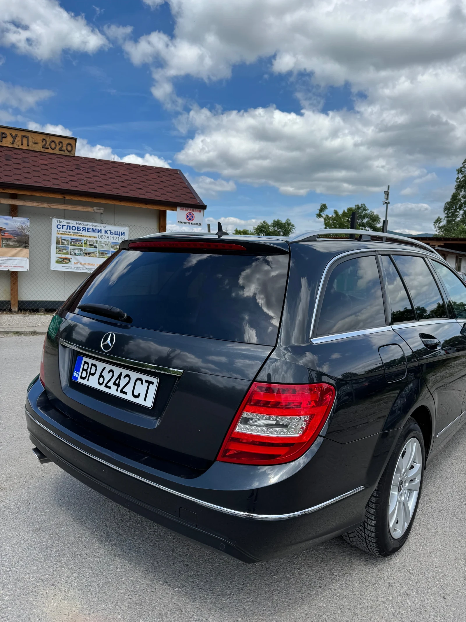 Mercedes-Benz C 220 Facelift avangarde TOP, снимка 5 - Автомобили и джипове - 54884866