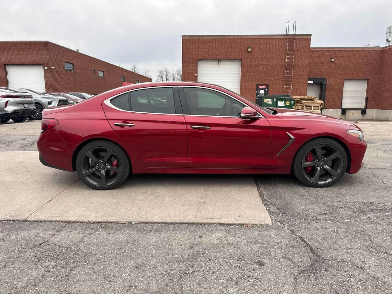 Genesis G70 3.3T Sport | CARFAX | БЕЗ ПЪРВОНАЧАЛНА ВНОСКА, снимка 5 - Автомобили и джипове - 54931579