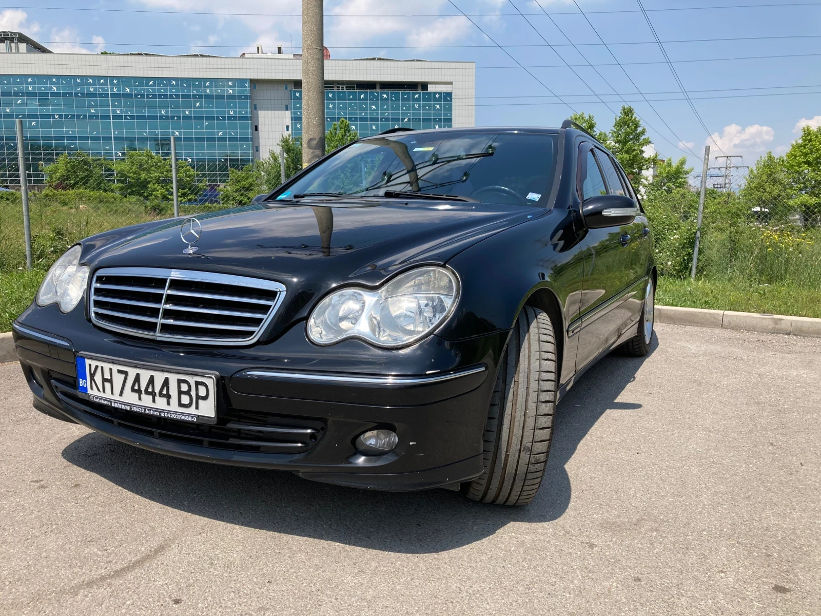 Mercedes-Benz C 180 Facelift , снимка 8 - Автомобили и джипове - 55509043