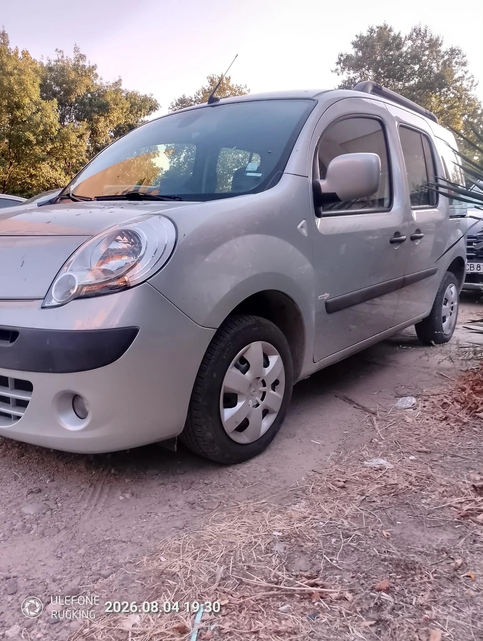 Renault Kangoo, снимка 8 - Автомобили и джипове - 55578638