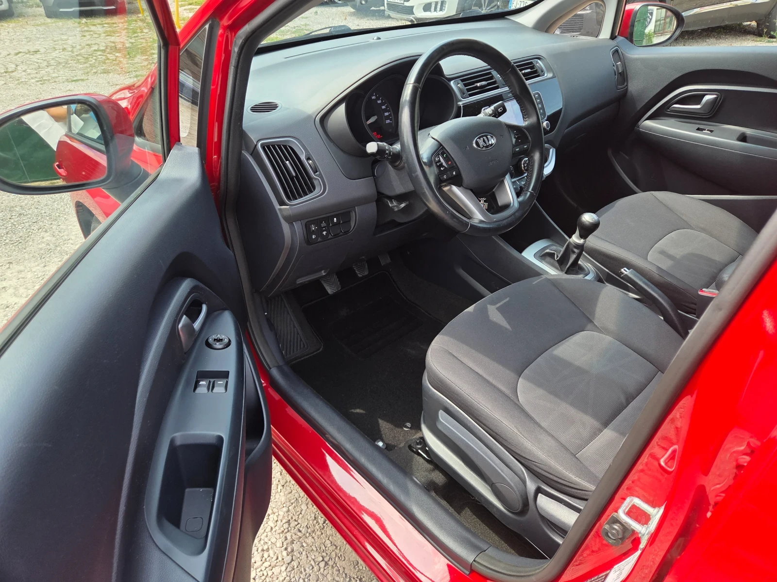 Kia Rio Eco-LPG Active, снимка 7 - Автомобили и джипове - 55771771