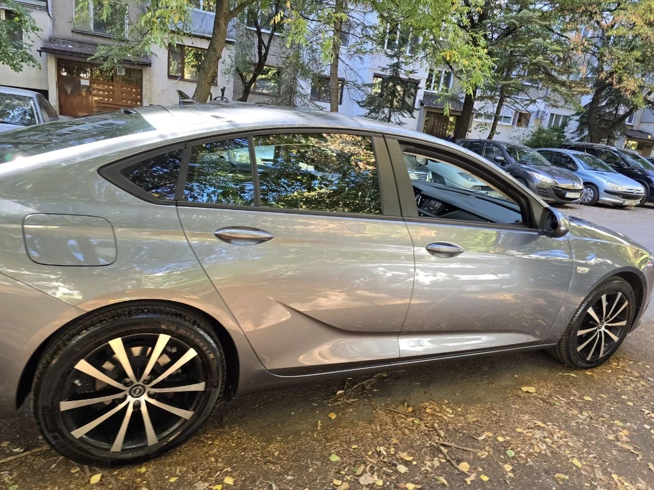 Opel Insignia, снимка 5 - Автомобили и джипове - 56325848
