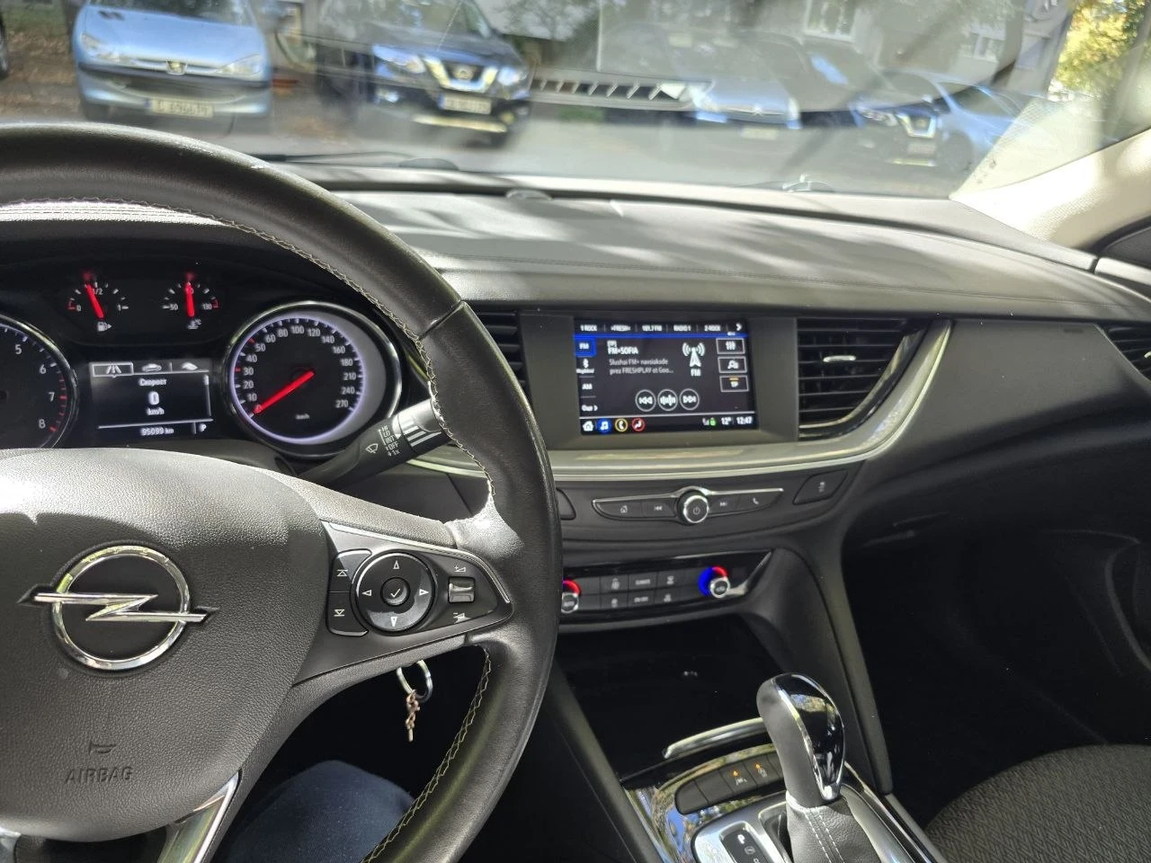 Opel Insignia, снимка 4 - Автомобили и джипове - 56325848