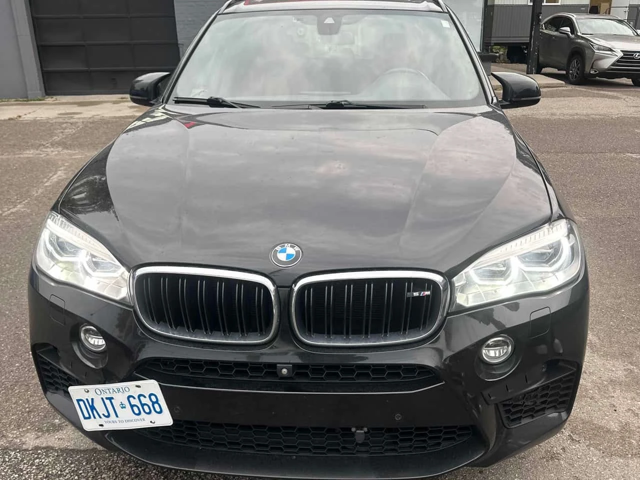 BMW X5M * AWD 4dr * CARFAX * ОПЦИЯ ЗА ФИНАНСИРАНЕ, снимка 6 - Автомобили и джипове - 56329011