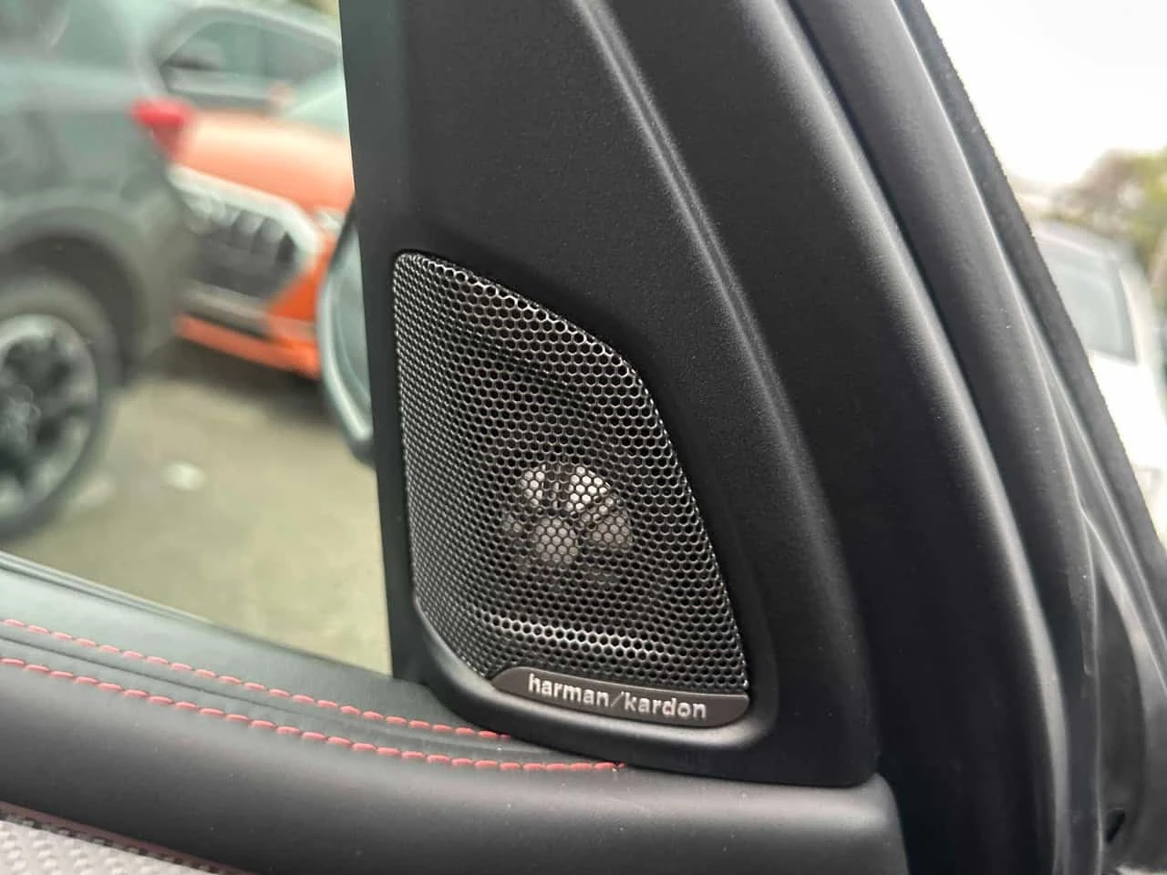 BMW X5M * AWD 4dr * CARFAX * ОПЦИЯ ЗА ФИНАНСИРАНЕ, снимка 11 - Автомобили и джипове - 56329011