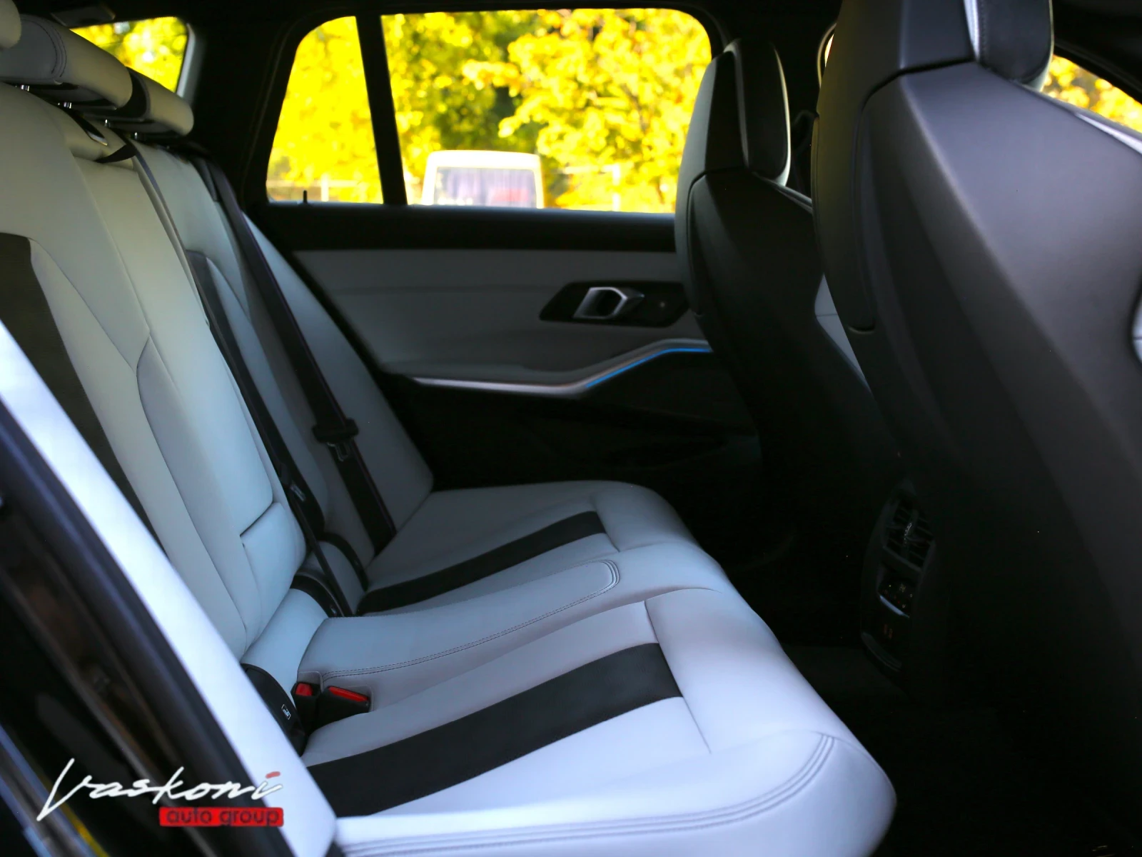 BMW M3 Competition Touring xDrive Ceramic �������� | Mobile.bg � ����������� 17