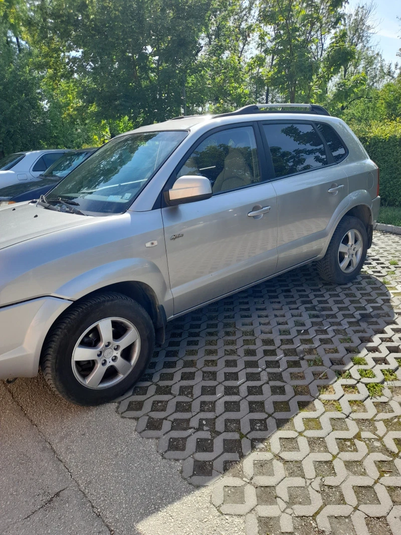 Hyundai Tucson, снимка 2 - Автомобили и джипове - 46854101